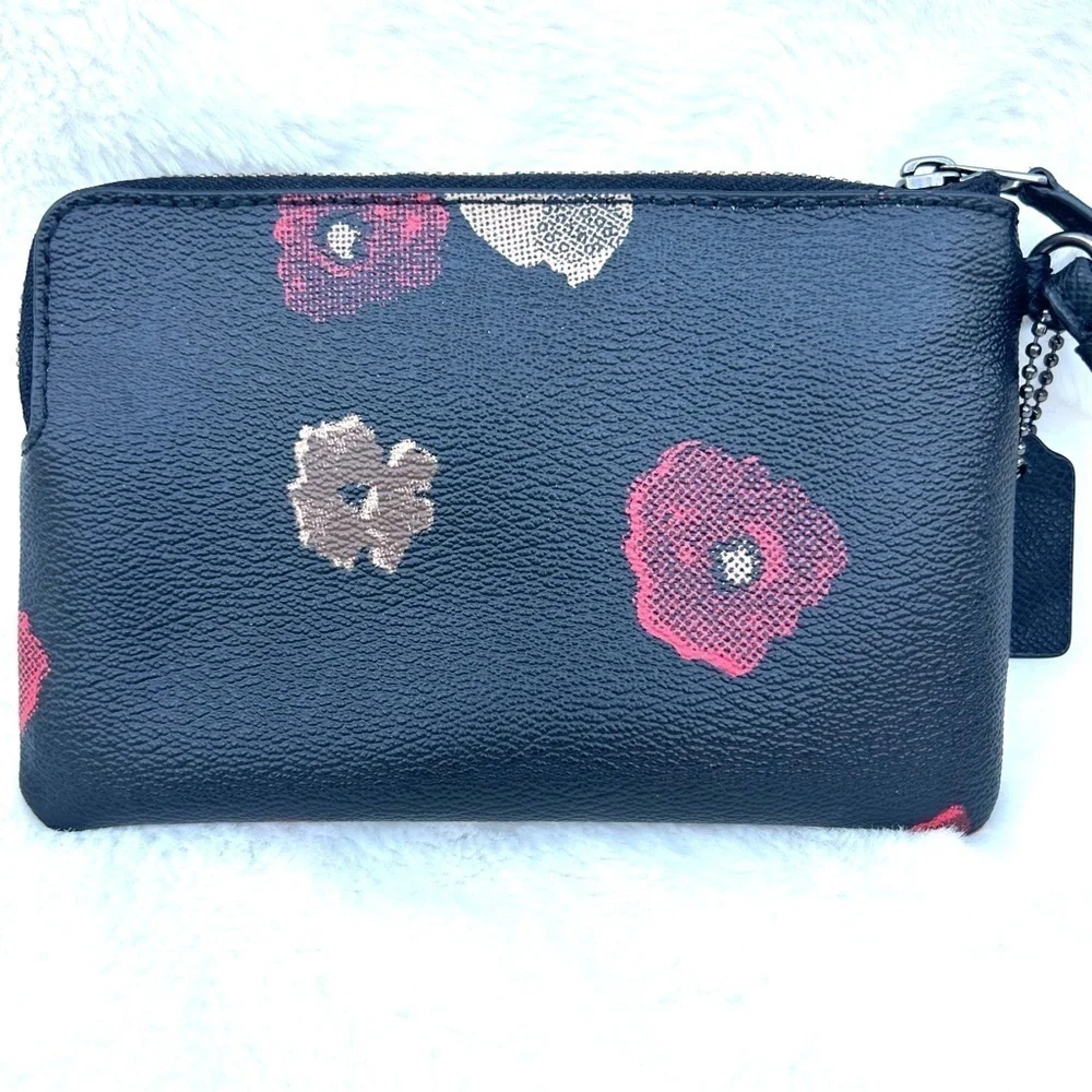 COACH Corner Zip Halftone Floral Print (Poppy) Wristlet